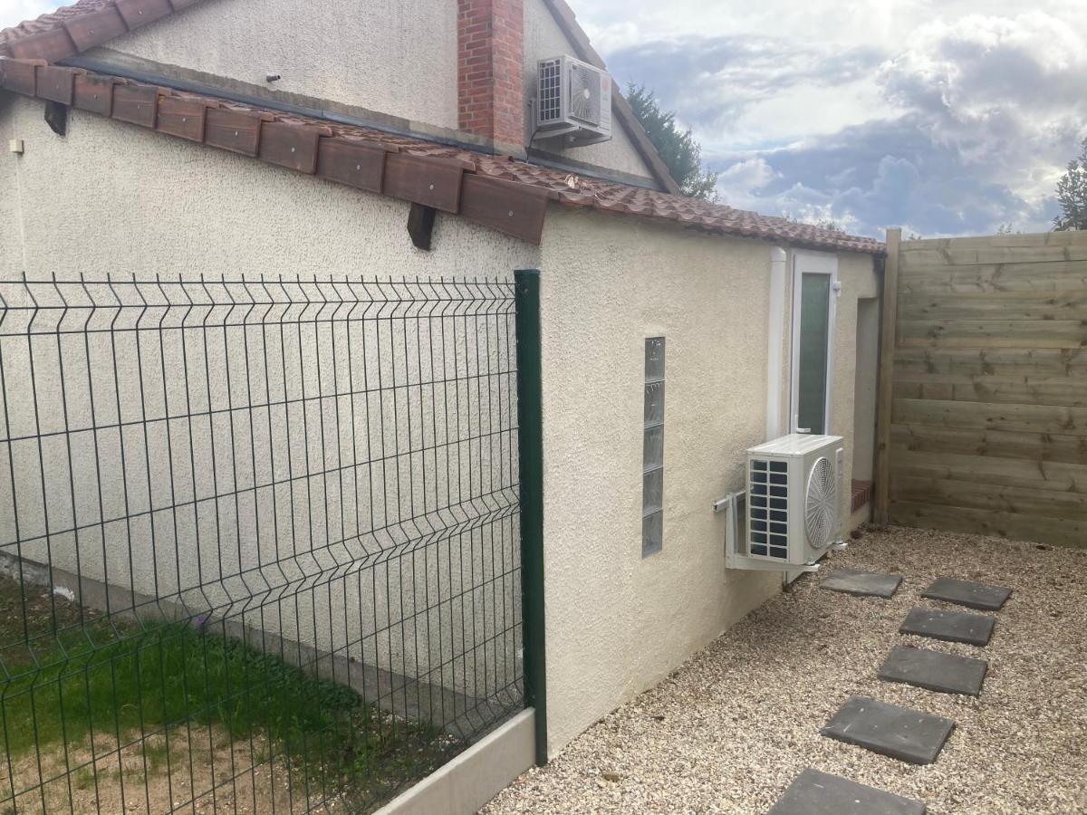 Maisonnette Neuve Avec Jardin Privatif ซารอง ภายนอก รูปภาพ